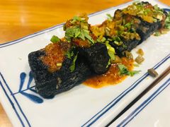 -霸蛮湖南菜·牛肉粉(荣京西街店)