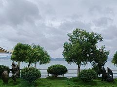 -鹰龙海畔度假酒店(咸祥店)