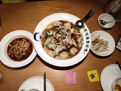 -江渔儿酸菜鱼(映月湖环宇城店)