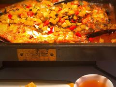 -江边城外烤全鱼(世茂广场店)