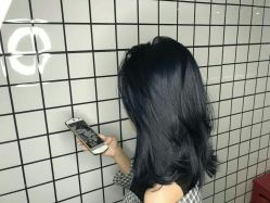-88潮牌造型烫发·染发