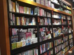 -西西弗书店&矢量咖啡(壹方购物中心店)
