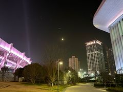 -上海游泳馆(地铁站)