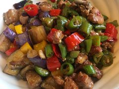 茄子肉丁小公鸡双拼拌面-文三里屯面馆(三里屯店)