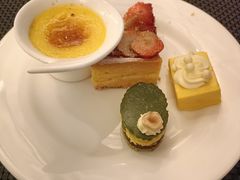 -圣丰索菲特·2 On 988 Café 自助餐厅