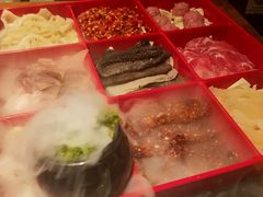 毛肚鸭肠拼盘-纸盐河码头火锅(十八梯店)