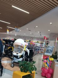 -孩子王(龙湖滨江天街店)