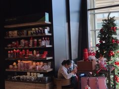 -星巴克(七宝领展广场1F店)