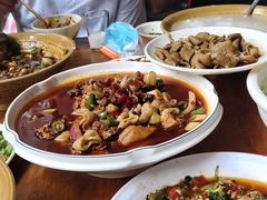 -茅屋大酒店