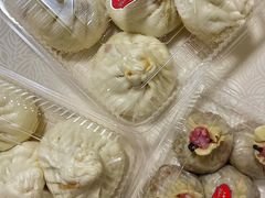 -白玉兰食品甜凤店(合生汇店)