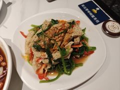 -清真·卡德尔大叔新疆主题餐厅(龙汇路店)