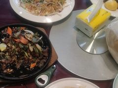 -老码头黑皮肘子锅包肉熏酱水饺(文政街店)