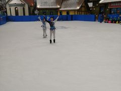 -长沙湘江冰雪世界