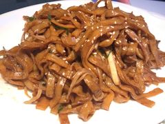 干炒牛河-MR鹅外