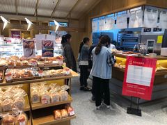 面包甜点陈列柜-西村叔叔的店·面包·甜品·蛋糕(崂山丽达店)