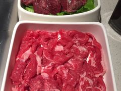 -海底捞火锅鲜切牛肉主题店(长寿路店)