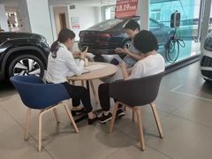 -上汽大众4S店(上海冠松店)