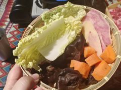 -火塘云南烧烤大排档