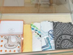 -妃鱼奢侈品回收寄卖(太古汇店)