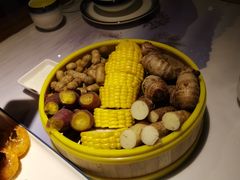 五谷丰登-松沪名灶·豆浆鱼头·新上海菜(飞航吾悦广场店)