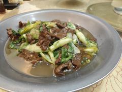 -黄桷树曹家私房菜(江与城店)