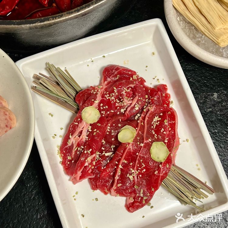 终于吃上我心心念念的三出山啦！！！