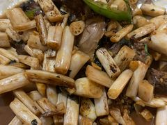 酸菜炒鸡杂-得福农庄