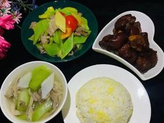 -天鹅到家·保姆月嫂育儿嫂(蔚蓝海岸店)