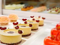 -潮一不贰·法式甜品·生日蛋糕·西式简餐(外滩店)