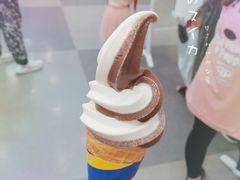 双色冰激凌-宜家·瑞典风味餐厅(北京西红门店)