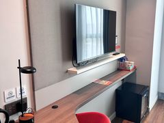 -珠海拱北口岸智选假日酒店