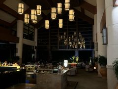 -亚龙湾喜来登·美景台大堂吧