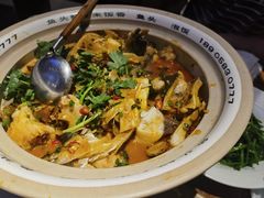 -魏铭鱼头捞饭(晋阳路店)