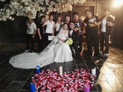 -完美新娘婚纱摄影