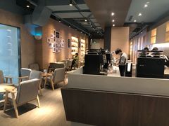 -瑞幸咖啡(外滩SOHO店)