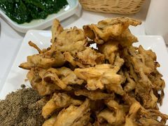 干炸栗蘑-黑鸡小馆(金源店)