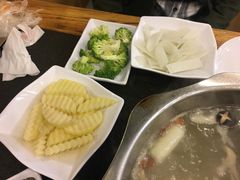-川成串·自助串串香火锅(朝阳店)