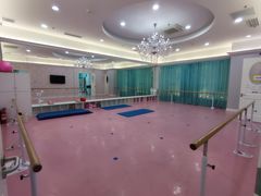 -Isee灰姑娘(龙湖狮山天街店)