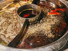 鸳鸯锅底-佰人王串串香火锅(洋珠巷店)