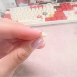 -悦指间美甲美睫