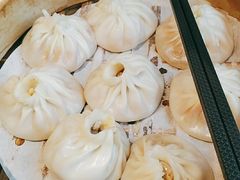 -馋三尺蟹粉小笼(人民广场店)