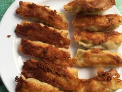 牛肉锅贴-一品鲜鱼锅贴(人民一路店)