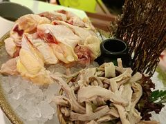 -洪氏嗨捞·广东猪肚鸡·椰子鸡火锅(西咸万象城店)
