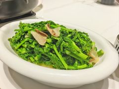 -湖北三五醇酒店·35年新楚菜