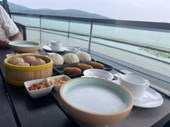 雪山脆皮叉烧包-水上明月·湖景餐厅