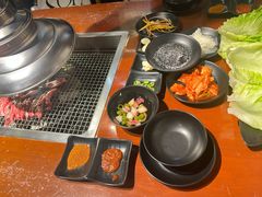 -肉甲韩国木炭烤肉(新壹街1店)