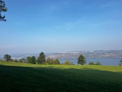 -昆明春城湖畔度假村