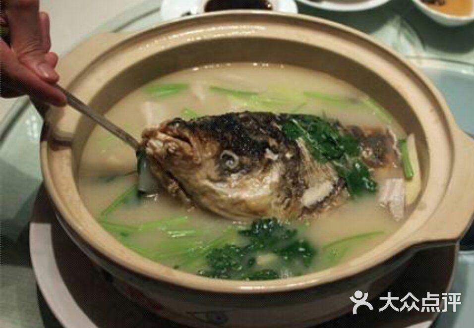 龙岛大酒店花鲢鱼头汤图片-北京本帮菜-大众点评网