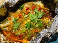 -街角等你.大连海鲜烧烤.经典铁板海鲜串(西安路店)