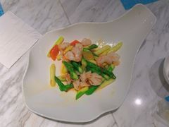 -平湖万怡酒店· 万荟轩